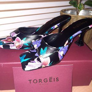 New Torgeis sandals